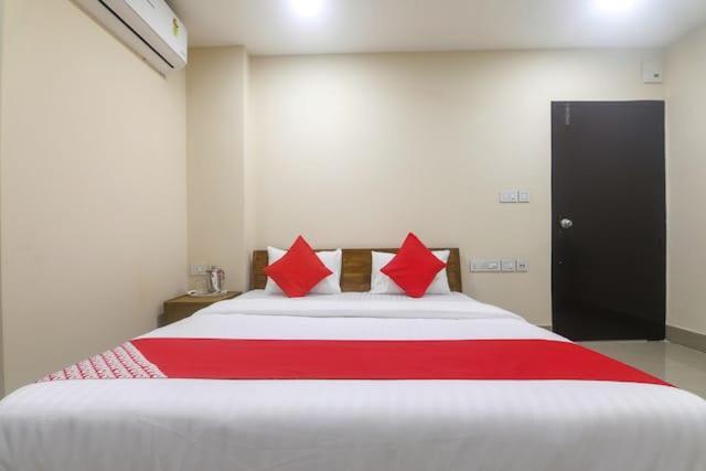 Galaxy International ! Hotel *